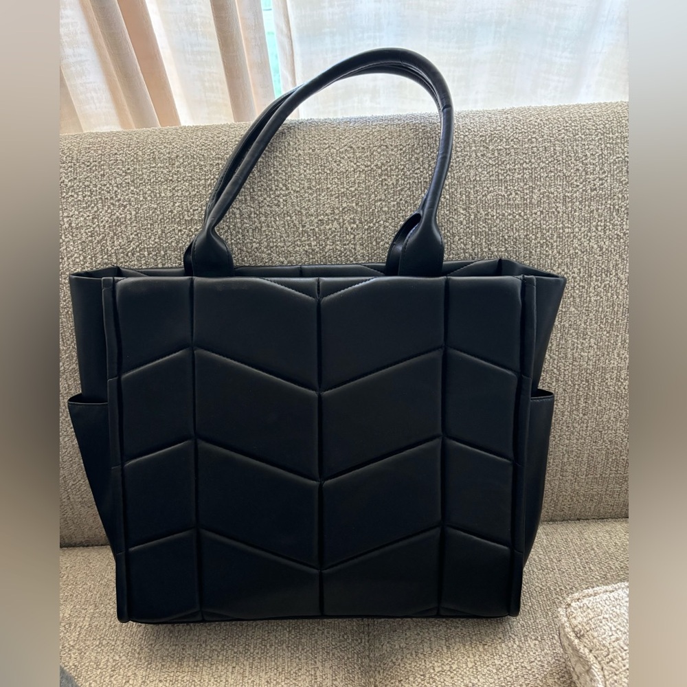 NWOT A NEW DAY TOTE